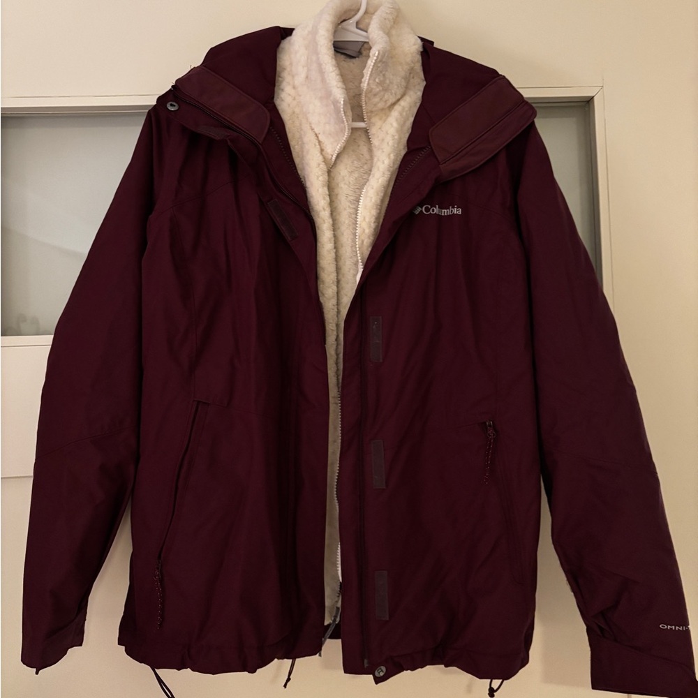 Women’s Columbia Omni-Tech Ski coat, with cream fleece liner jacket